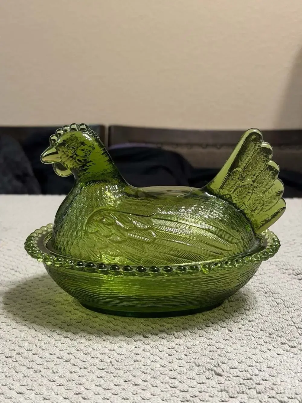 Vintage Indiana Green Glass Hen on Nest Dish w/ Lid Oval Beaded Base